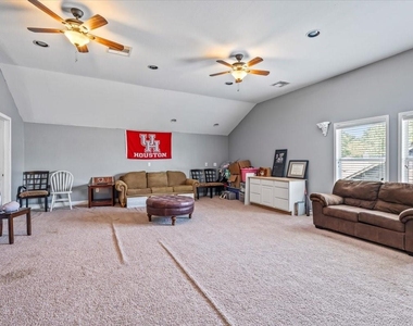 6803 Kotlan Court - Photo Thumbnail 39