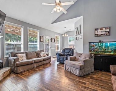 6803 Kotlan Court - Photo Thumbnail 30