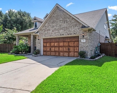 6803 Kotlan Court - Photo Thumbnail 3