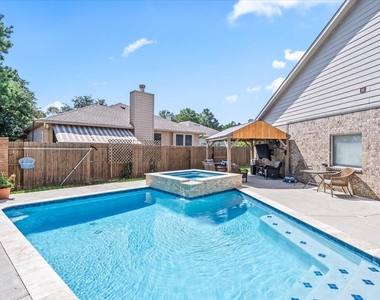 6803 Kotlan Court - Photo Thumbnail 43