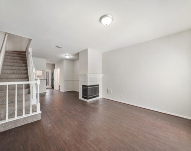 2930 Grants Lake Boulevard - Photo Thumbnail 1