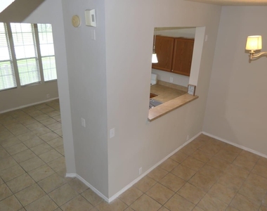 2114 Village Crossing Trail - Photo Thumbnail 3