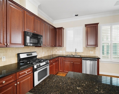 2150 Bancroft Street - Photo Thumbnail 15