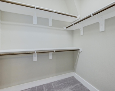 1709 Summerlyn - Photo Thumbnail 41