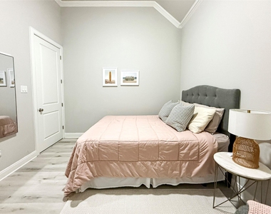 2416 Belen Dr - Photo Thumbnail 14