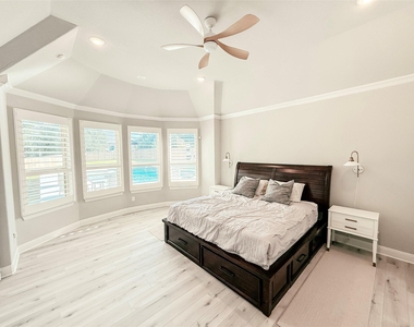 2416 Belen Dr - Photo Thumbnail 8