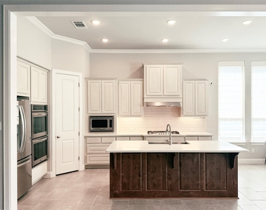 2416 Belen Dr - Photo Thumbnail 2