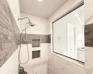 2416 Belen Dr - Photo Thumbnail 10