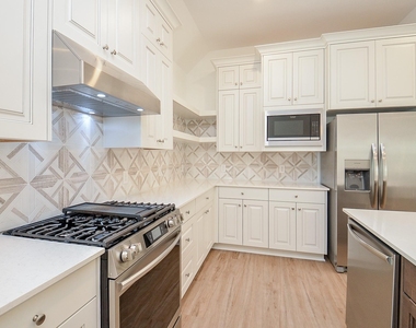 4951 Sand Clouds Drive - Photo Thumbnail 15