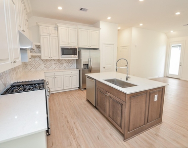 4951 Sand Clouds Drive - Photo Thumbnail 13