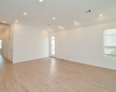 4951 Sand Clouds Drive - Photo Thumbnail 7