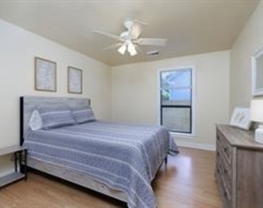 16859 W Juneau - Photo Thumbnail 7