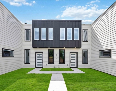 4562 Teton Street - Photo Thumbnail 3