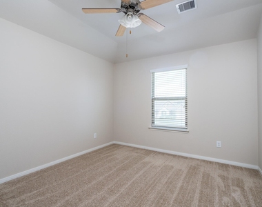 22918 Caverly Lane - Photo Thumbnail 24