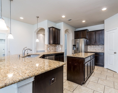 22918 Caverly Lane - Photo Thumbnail 6