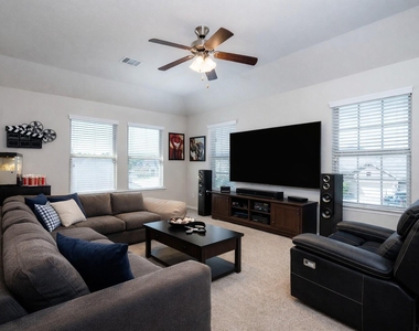 22918 Caverly Lane - Photo Thumbnail 19