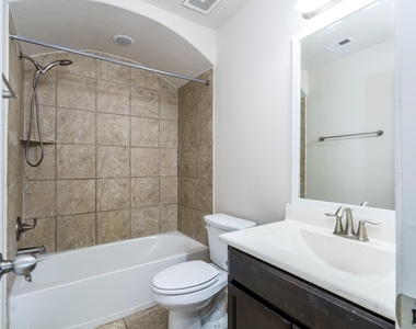 22918 Caverly Lane - Photo Thumbnail 23