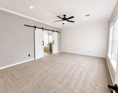 28547 Lockeridge Springs Drive - Photo Thumbnail 9