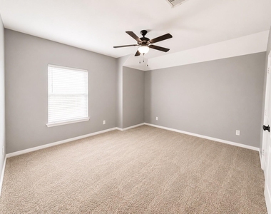 28547 Lockeridge Springs Drive - Photo Thumbnail 15