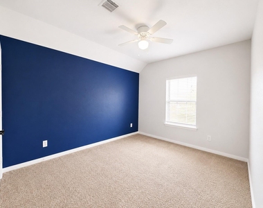 28547 Lockeridge Springs Drive - Photo Thumbnail 17