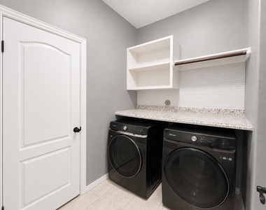 28547 Lockeridge Springs Drive - Photo Thumbnail 8