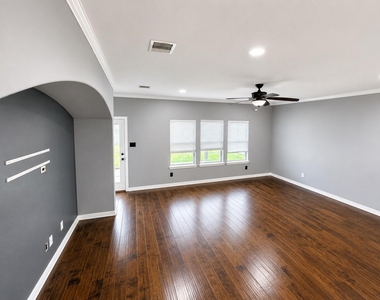 28547 Lockeridge Springs Drive - Photo Thumbnail 5