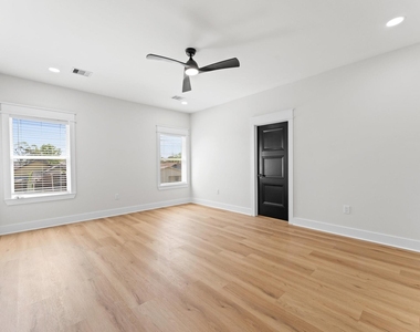 7222 Market Street - Photo Thumbnail 10