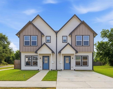 5403 Amy Street - Photo Thumbnail 1