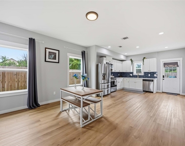 5403 Amy Street - Photo Thumbnail 7