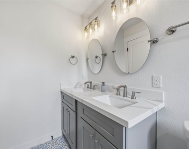 5403 Amy Street - Photo Thumbnail 18