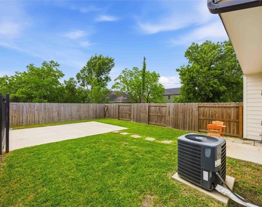 5403 Amy Street - Photo Thumbnail 27