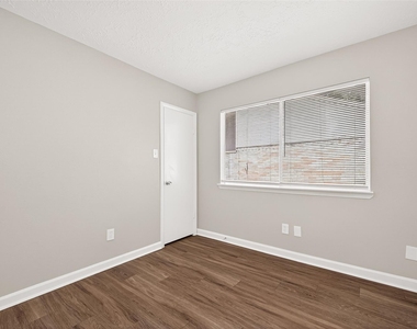 13215 Vista Oro Drive - Photo Thumbnail 15