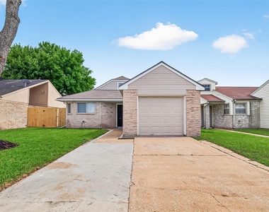 13215 Vista Oro Drive - Photo Thumbnail 1