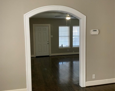 2112 Berry Street - Photo Thumbnail 8