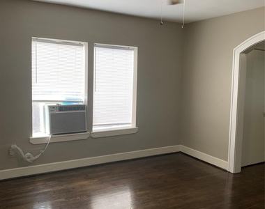 2112 Berry Street - Photo Thumbnail 4