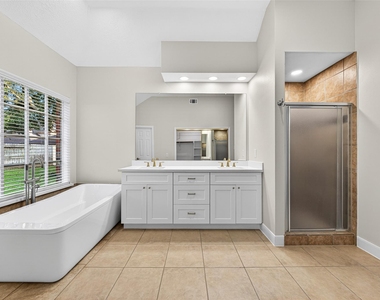 2015 Rosalyn Court - Photo Thumbnail 20