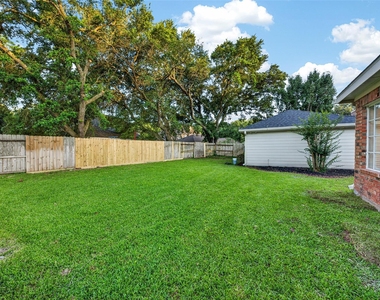2015 Rosalyn Court - Photo Thumbnail 33