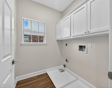 2015 Rosalyn Court - Photo Thumbnail 29
