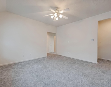 22 Stone Arrow Place - Photo Thumbnail 16
