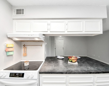 2750 Holly Hall Street - Photo Thumbnail 17
