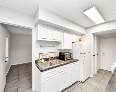 2750 Holly Hall Street - Photo Thumbnail 15