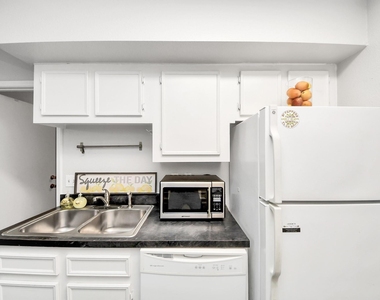 2750 Holly Hall Street - Photo Thumbnail 18