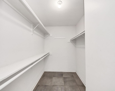 2750 Holly Hall Street - Photo Thumbnail 35
