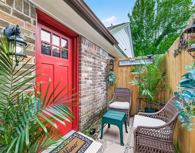 29403 Raestone Street - Photo Thumbnail 1