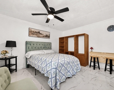 29403 Raestone Street - Photo Thumbnail 5