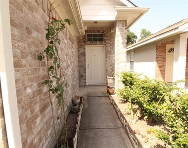 15427 Bammel Fields Court - Photo Thumbnail 2