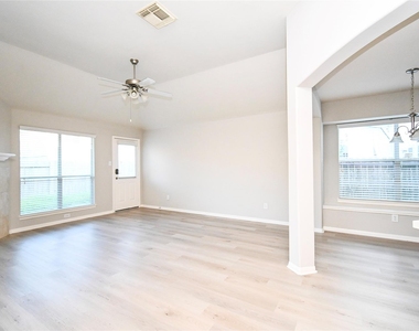 3111 Myrtle Ranch Drive - Photo Thumbnail 21