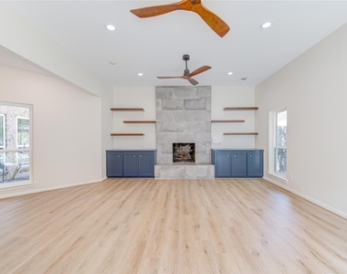 14207 Stokesmount Drive - Photo Thumbnail 3