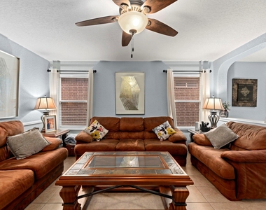 9426 Palomino Path - Photo Thumbnail 6