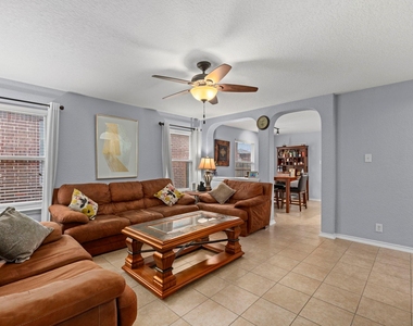 9426 Palomino Path - Photo Thumbnail 8